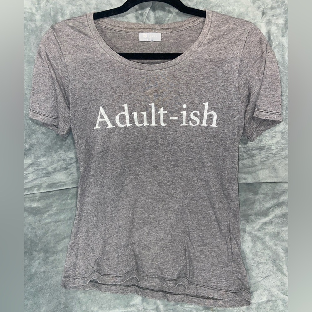 Gray Fitted Short Sleeve Tee